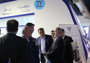 استقبال بی نظیر از غرفه شرکت راه آهن حمل ونقل در ششمین نمایشگاه بین المللی حمل ونقل ریلی، صنایع، تجهیزات و خدمات وابسته