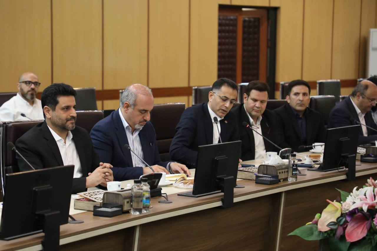 تشکیل قطارهای کامل و برنامهای، کوتاهترین مسیر برای افزایش بهرهوری/ رشد ۱۲ درصدی تناژ حمل ریلی در دولت چهاردهم